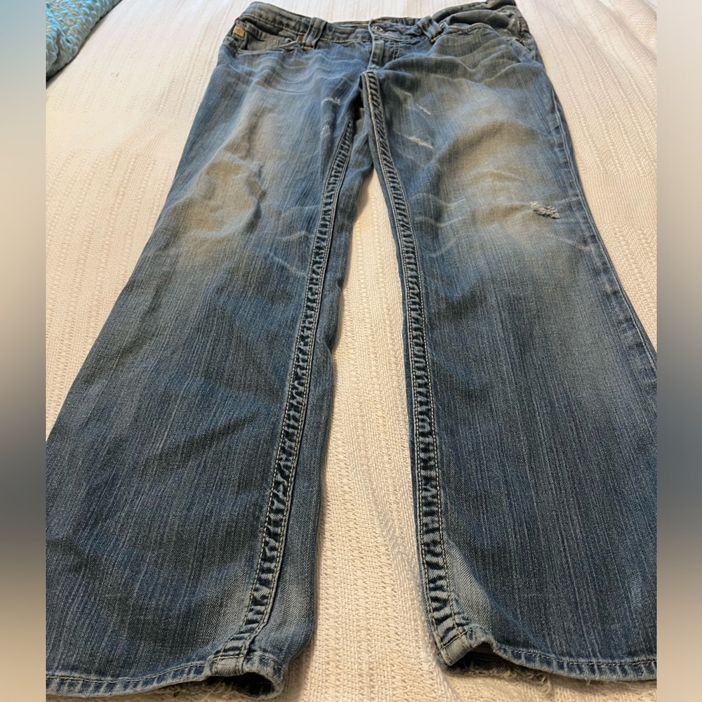 #3344. Big Star Casey K Low Rise Distressed Women's Jeans w/Embroidery. Size 31R